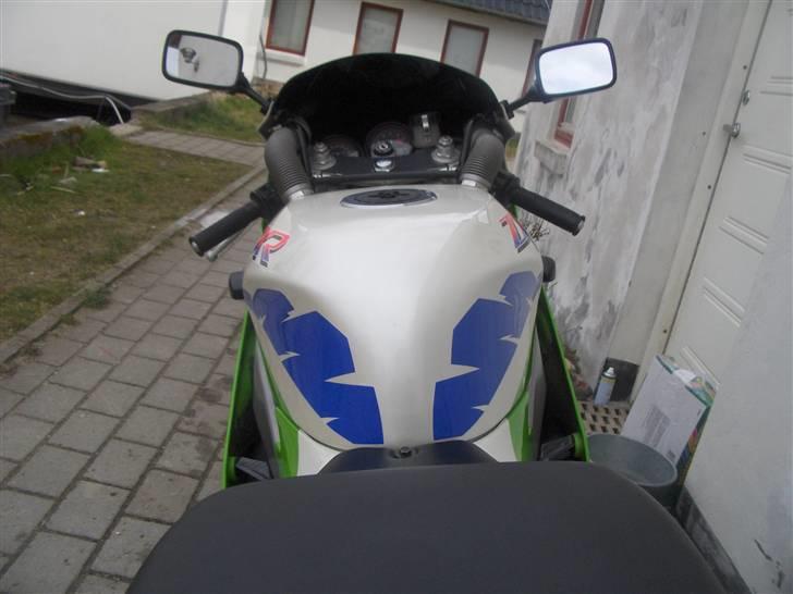Kawasaki zxr 400 L4 "SOLGT" billede 13