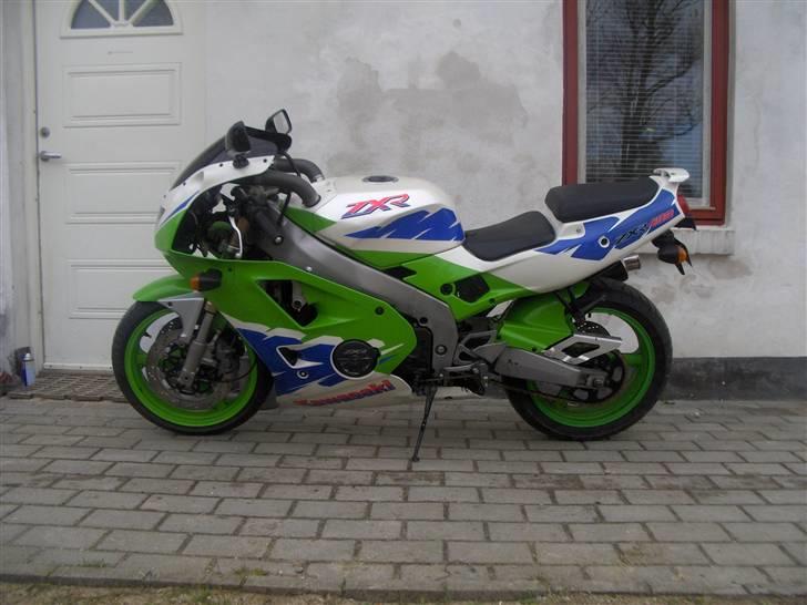 Kawasaki zxr 400 L4 "SOLGT" billede 15