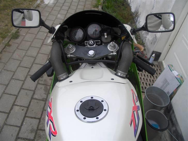 Kawasaki zxr 400 L4 "SOLGT" billede 20