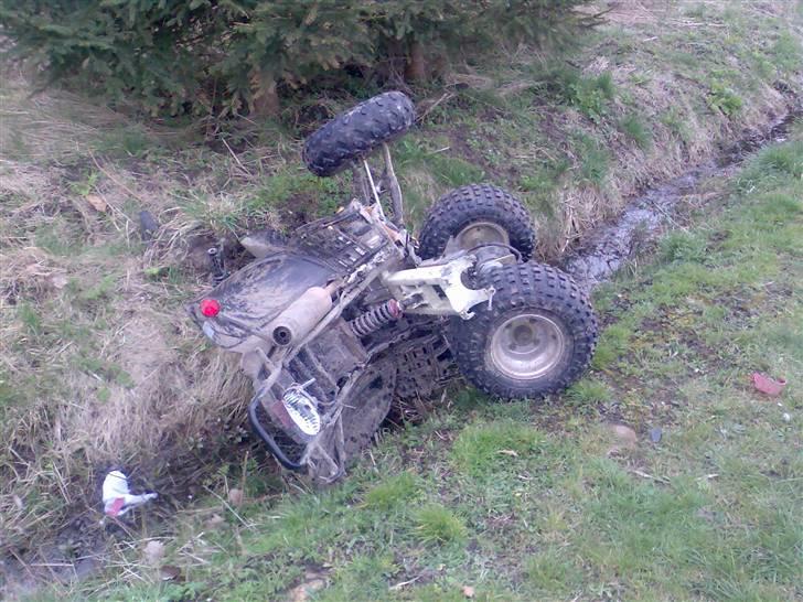 Honda VFR 750F RC24-II (DØD) billede 20