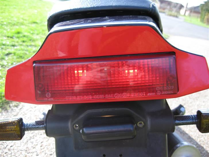 Kawasaki GPZ 600 R *SOLGT* billede 15