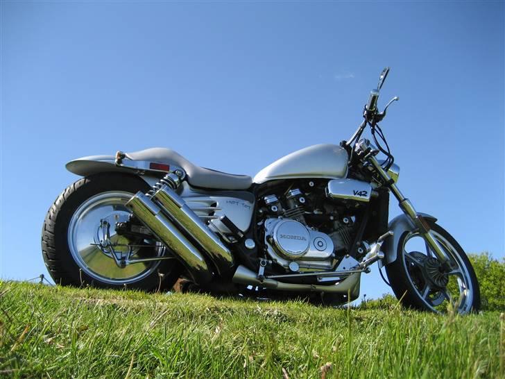 Honda Super Magna billede 3