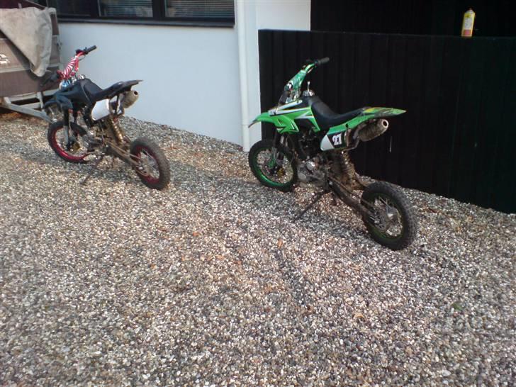 Lifan orion 200cc - Her er mig og min Lifan-buddys cykler, godt bladret til billede 15