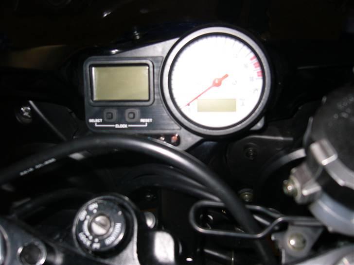 Yamaha R6 billede 9