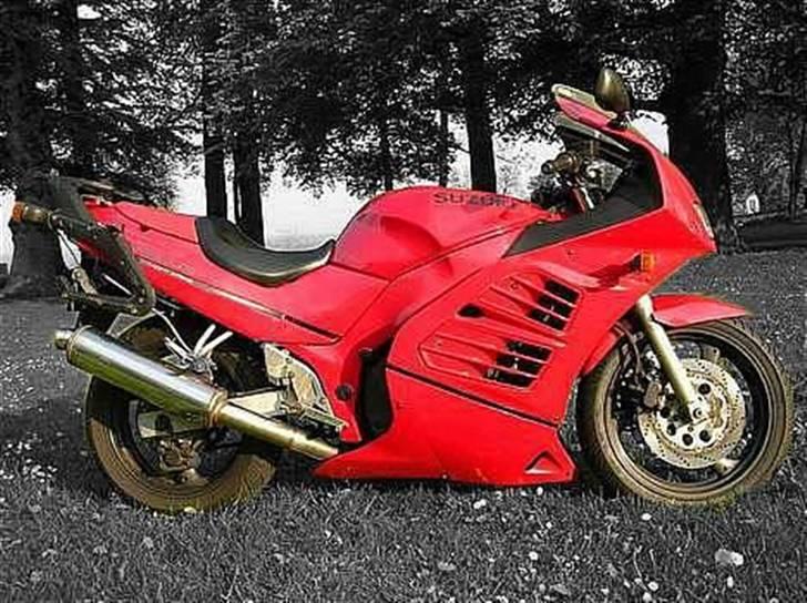 Suzuki RF600R billede 4
