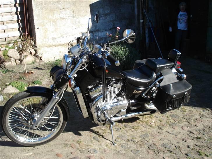 Suzuki intruder 750 vs - skøn maskine billede 1