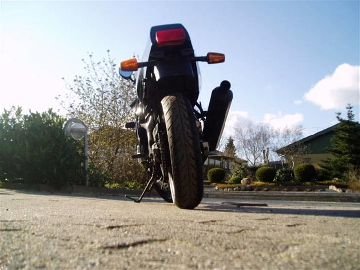 Yamaha Fzr 600 solgt billede 3