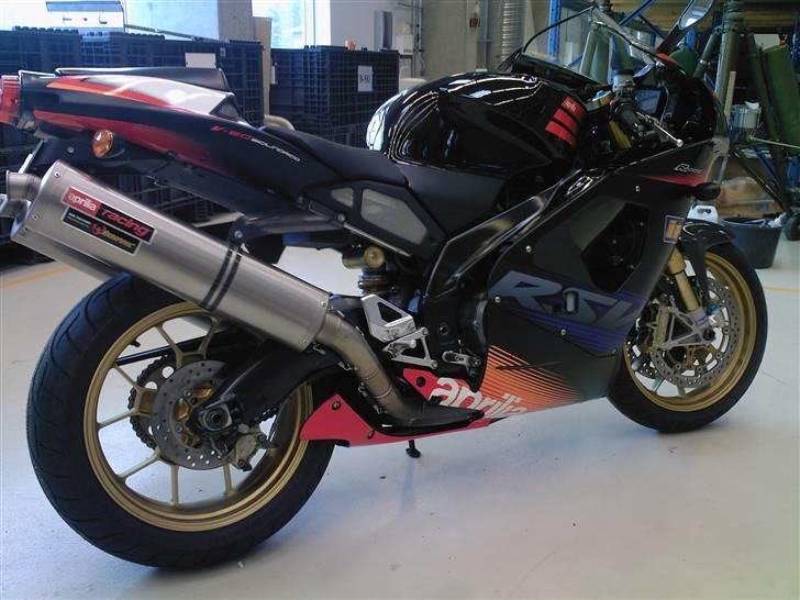 Aprilia RSV Mille R billede 13