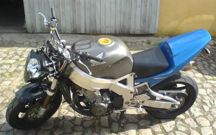 Honda CBR 900 RR Fireblade billede 4