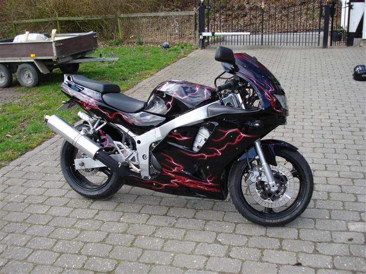 Kawasaki zx6r EL HIJO DEL DIABLO  billede 1