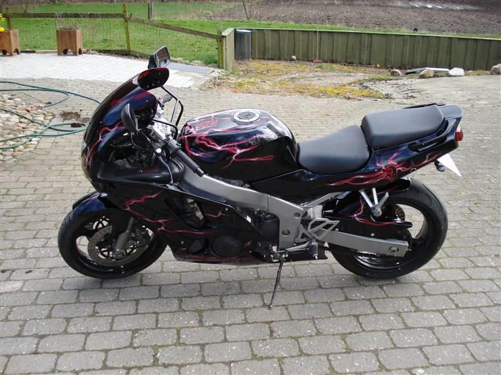 Kawasaki zx6r EL HIJO DEL DIABLO  billede 2