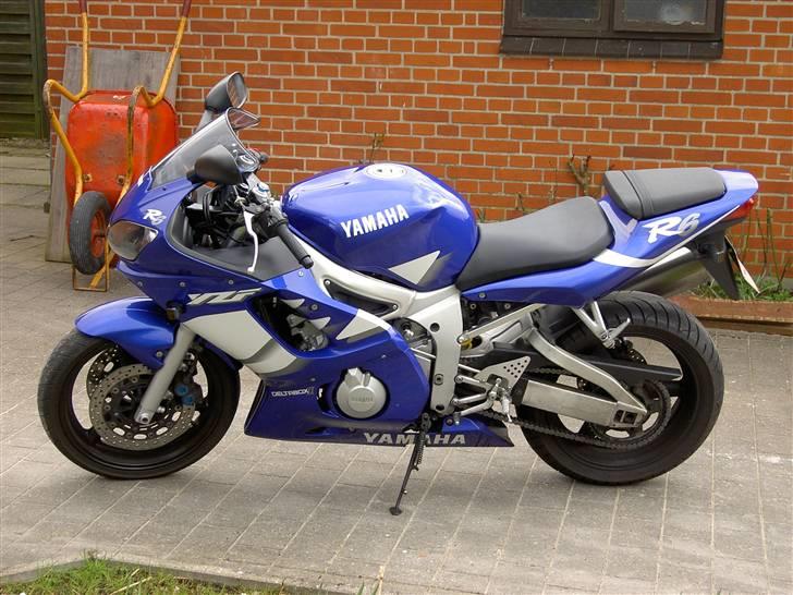Yamaha yzf r6 billede 4
