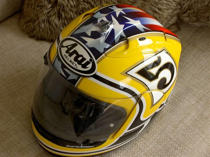 Yamaha yzf r6 - En potte til at holde fluerne ude af munden billede 6