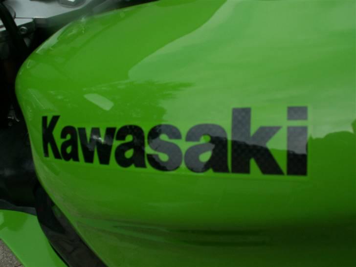 Kawasaki ZX7R Cup Edition - Carbon look klistermærker (skulle efter sigende være specielt for Cup Edition?) billede 12