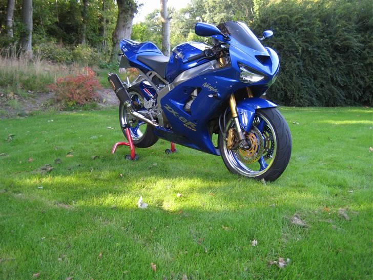 Kawasaki ZX6R billede 1