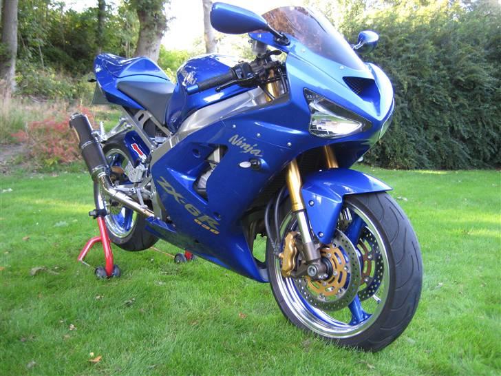 Kawasaki ZX6R billede 3