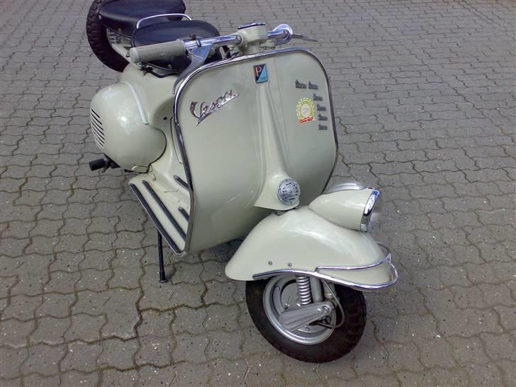 Vespa 125 (solgt) billede 2