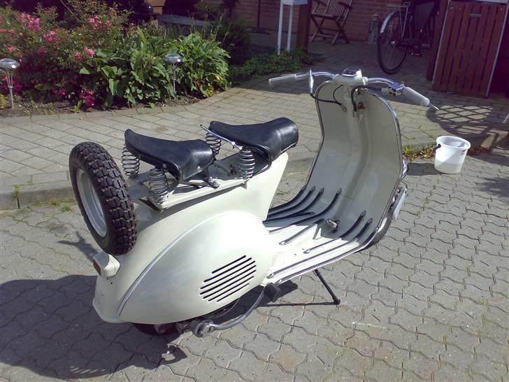 Vespa 125 (solgt) billede 5