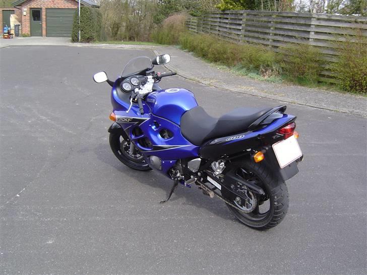 Suzuki GSX 600F (Solgt) billede 6
