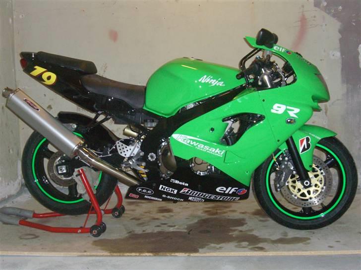 Kawasaki zx9r billede 1