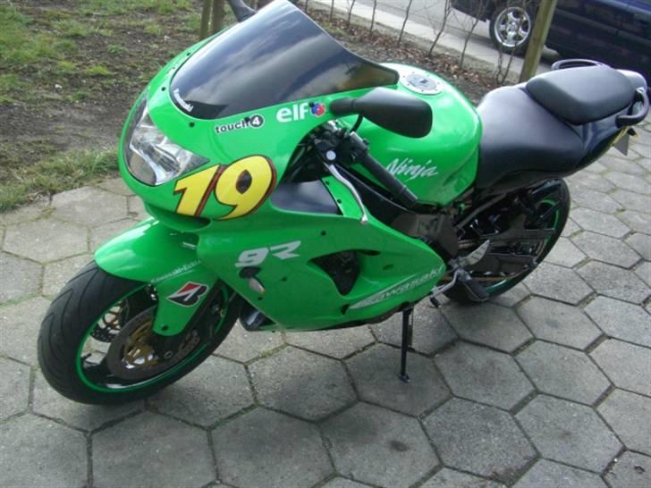 Kawasaki zx9r billede 4