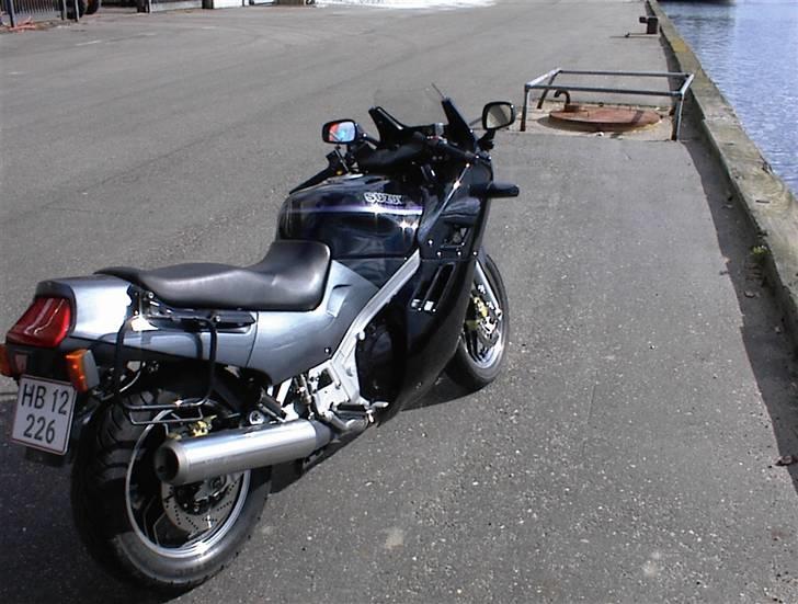 Suzuki gsx 1100 f billede 3