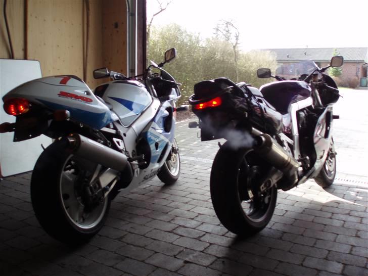 Suzuki GSXR 750 RW - SOLGT billede 6