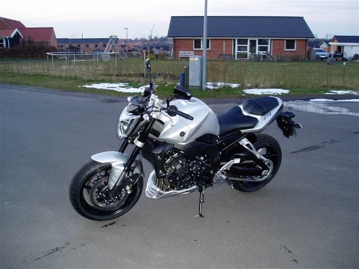Yamaha FZ1-NA billede 5