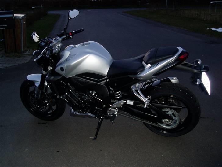 Yamaha FZ1-NA billede 7
