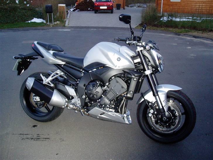 Yamaha FZ1-NA billede 8