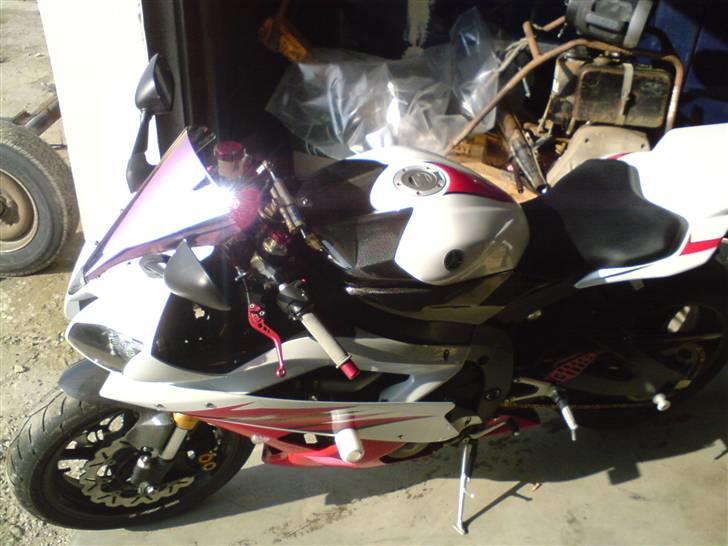 Yamaha YZF R6-R billede 10