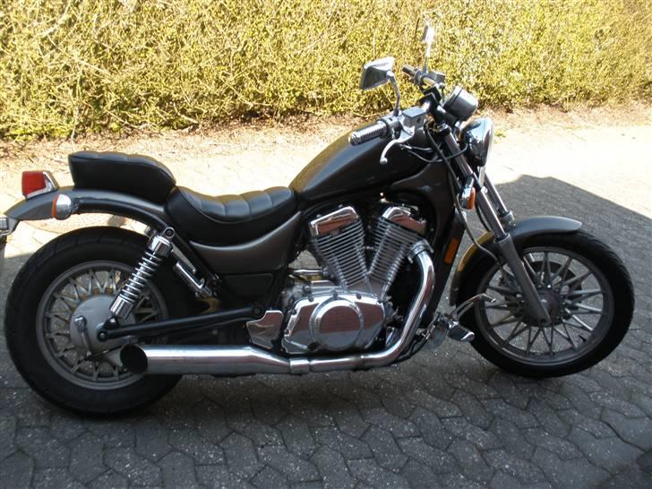 Suzuki vs 700- SOLGT billede 2