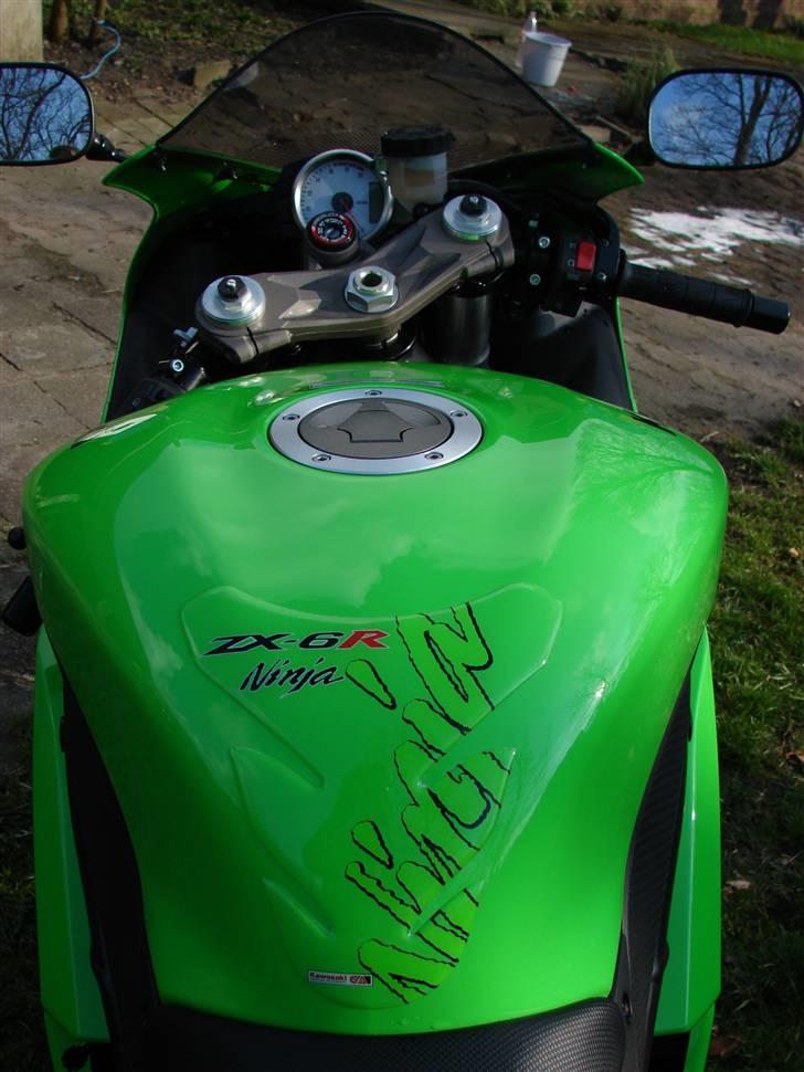 Kawasaki ZX6R NINJA billede 11