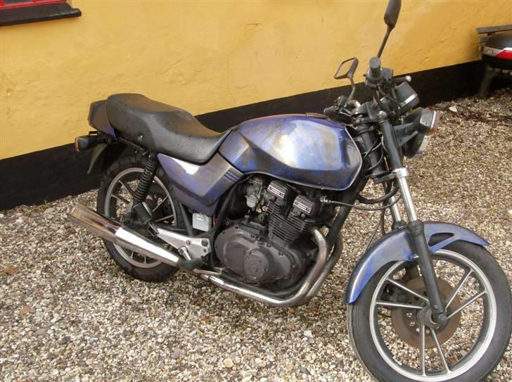 Suzuki GSX 250 ES *SOLGT* billede 1