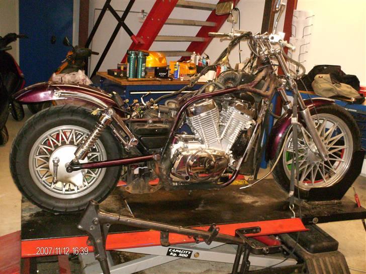 Suzuki vs 700- SOLGT billede 5