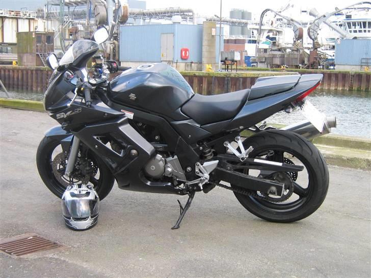 Suzuki SV 650 S [Solgt] billede 7