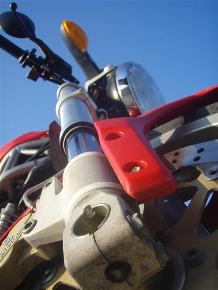 Ducati Monster 750 i.e. SOLGT billede 8