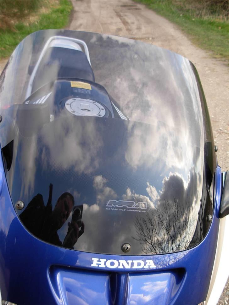 Honda CBR 1000 F sc24 billede 4