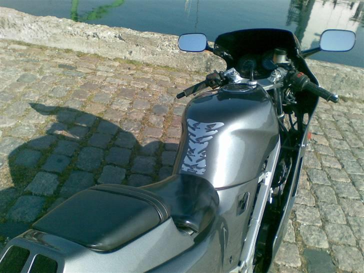 Honda Vfr 400 R NC 24-Solgt billede 9