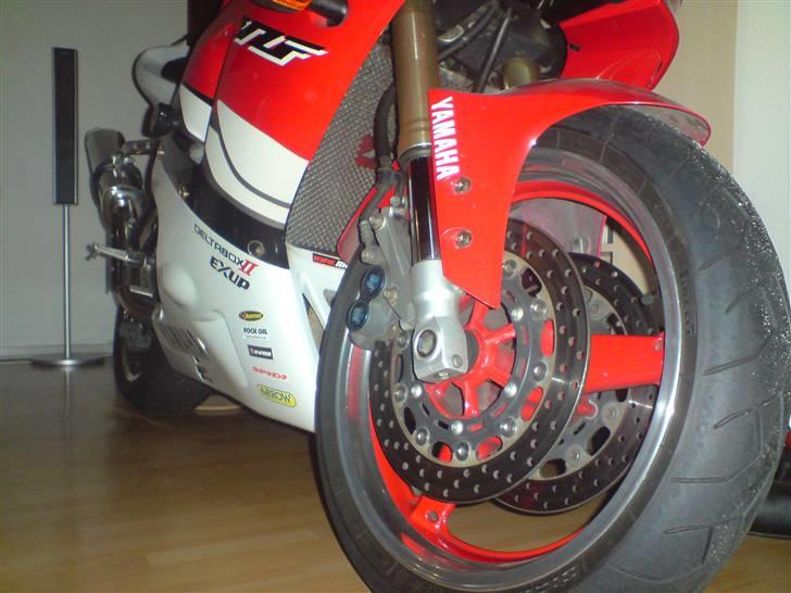 Yamaha Yzf R1   SOLGT billede 8