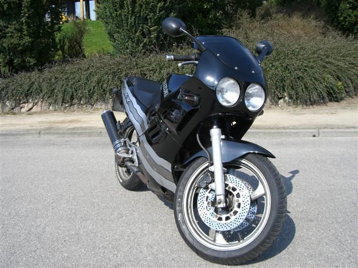 Suzuki GSX-R "solgt" billede 11