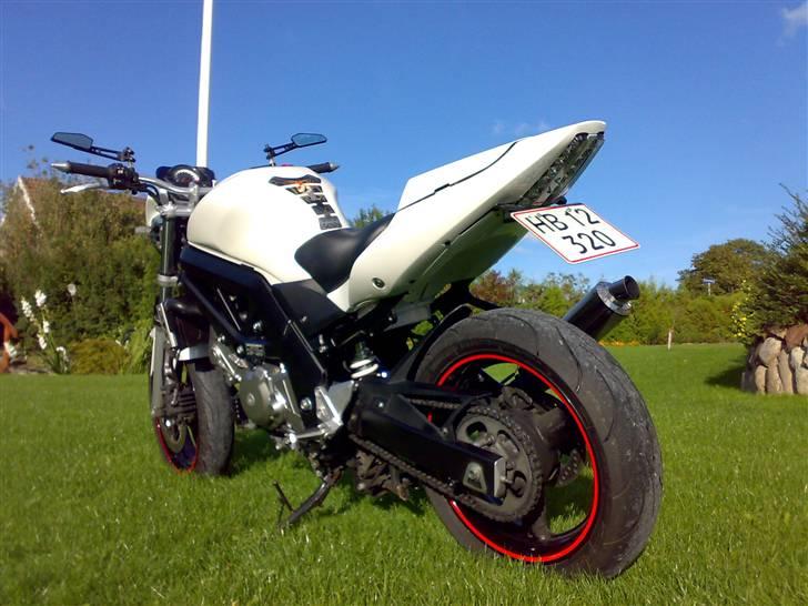 Suzuki SV650 N Solgt billede 1