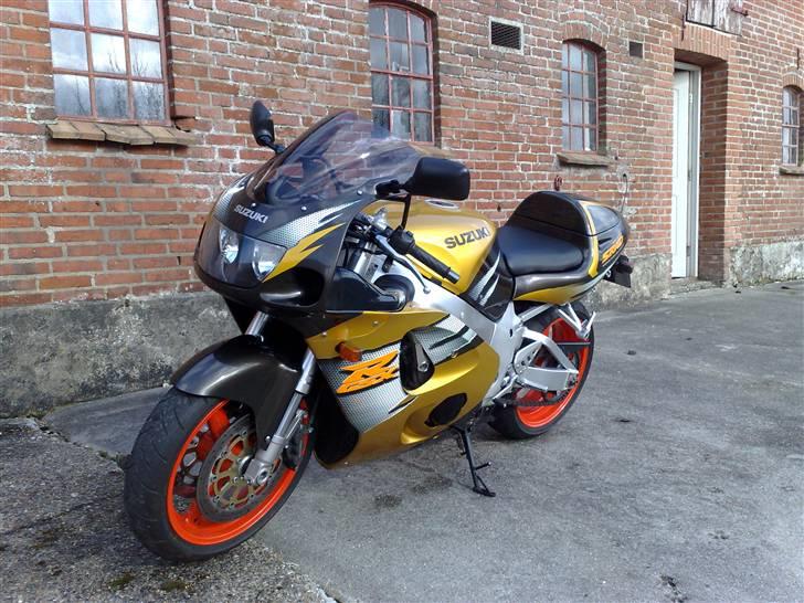Suzuki Gsxr 750 srad (Solgt) billede 14