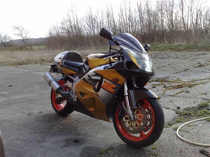 Suzuki Gsxr 750 srad (Solgt) billede 15