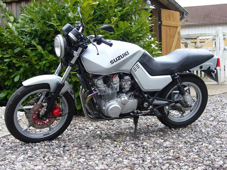 Suzuki GS650G Katana - SOLGT billede 2