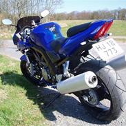 Suzuki sv1000sk7, blå.