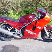 Honda VF 1000R