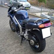 Honda VFR 750 F