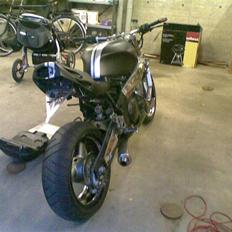 Kawasaki zxr 750 solgt i dele...