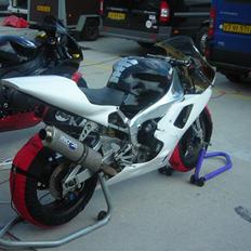 Yamaha YZF R1 (SOLGT)